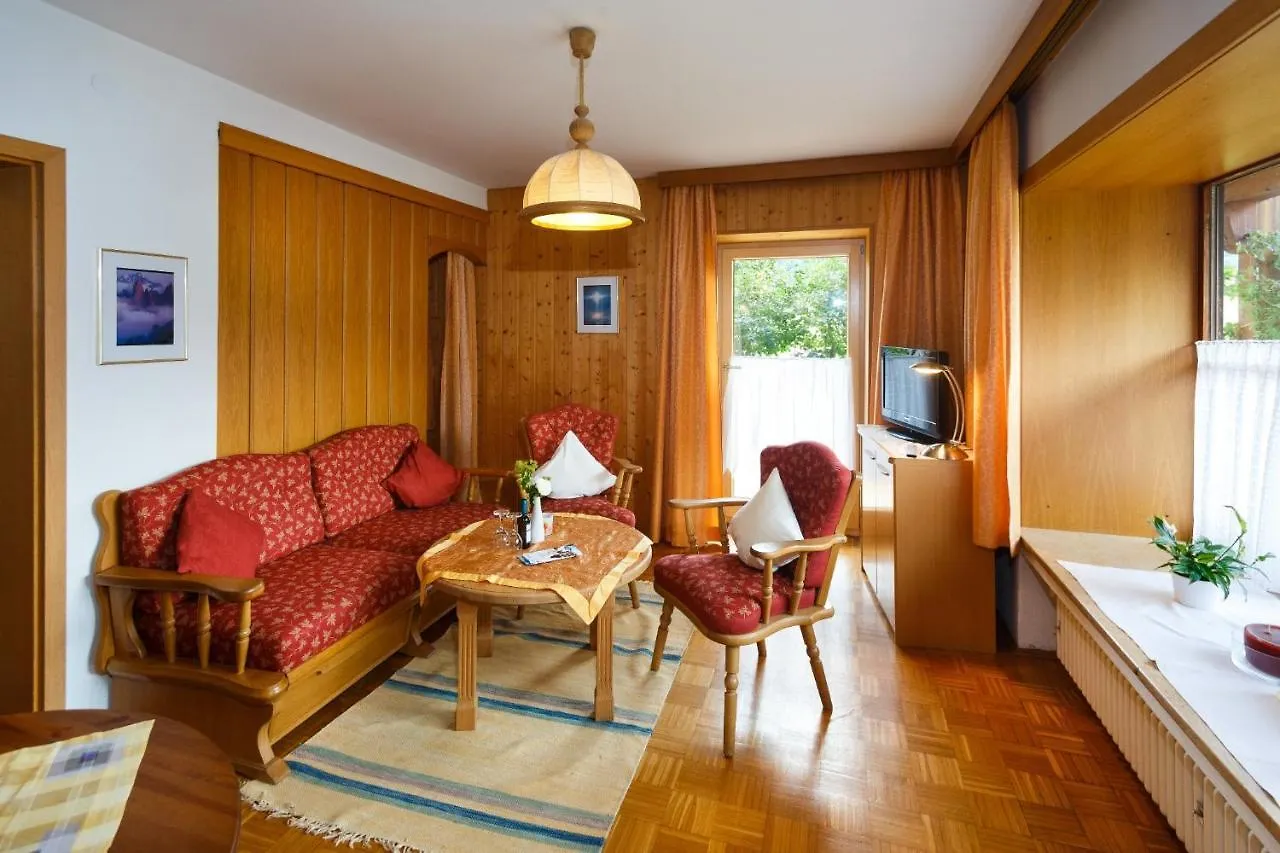 Cafe Chiemgau Und Gaestehaus Ruhpolding