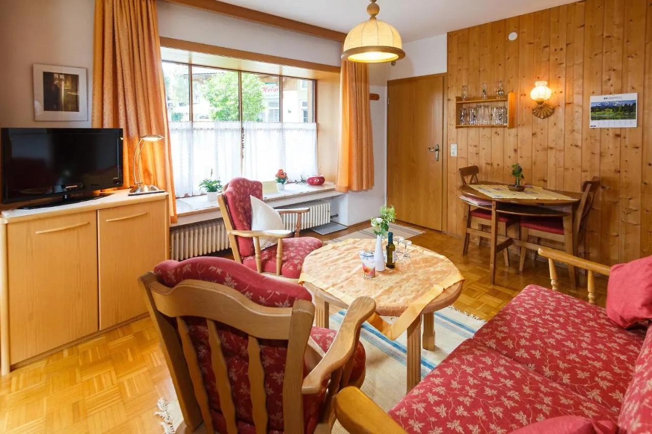 Cafe Chiemgau Und Gaestehaus Ruhpolding