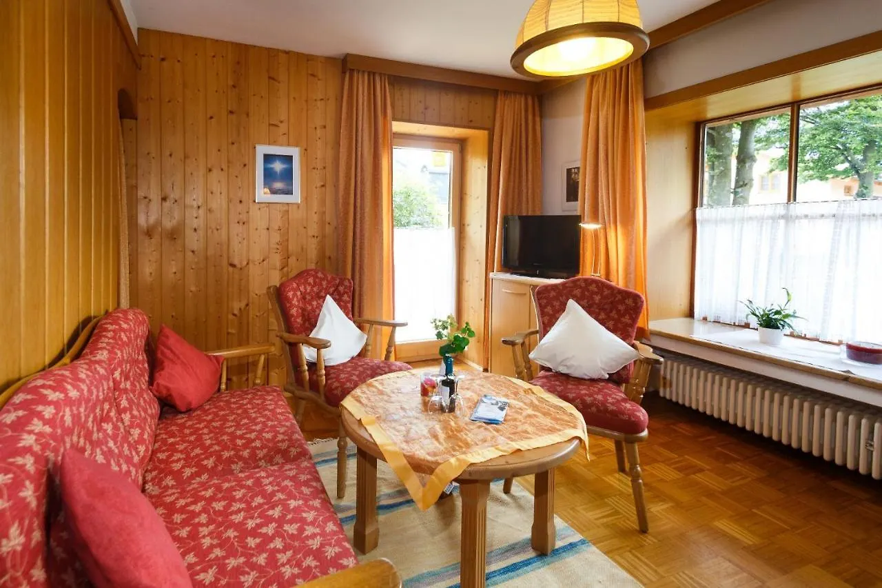 Apartment Cafe Chiemgau Und Gaestehaus Ruhpolding