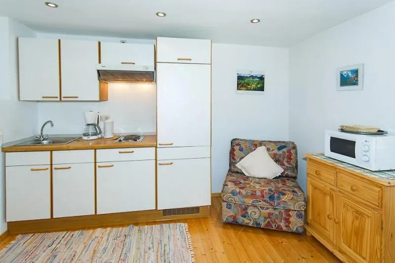 Cafe Chiemgau Und Gaestehaus Ruhpolding Apartment