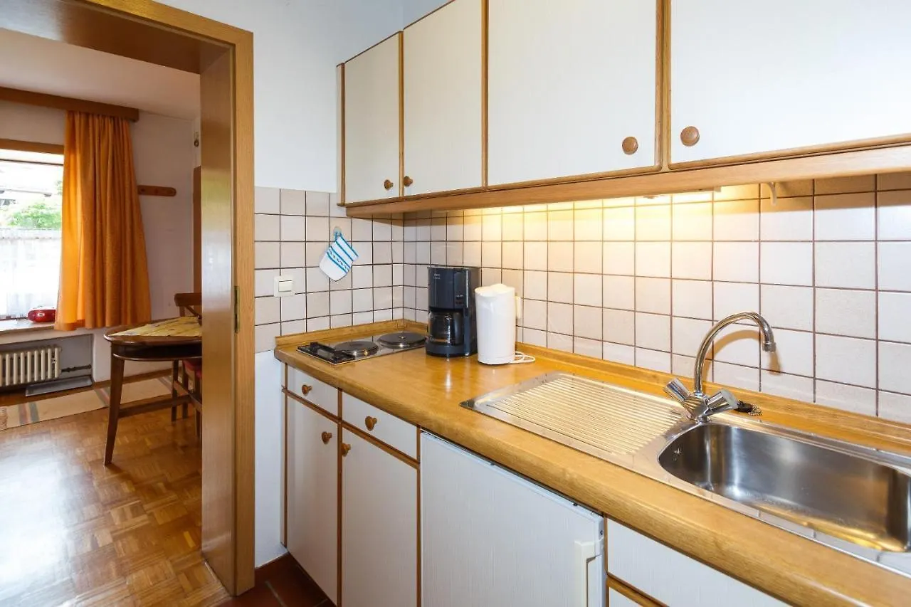 Cafe Chiemgau Und Gaestehaus Ruhpolding Apartment
